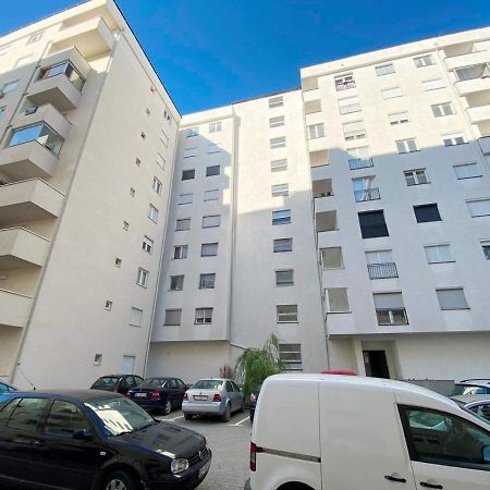 1-Bedroom Apartment Fushe Kosove Kosovo Polje Buitenkant foto